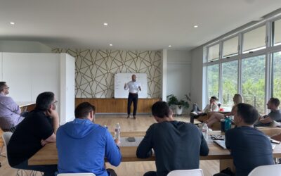 Signal Over Noise: The Leadership Advantage Wealth Advisors Can’t Afford to Ignore